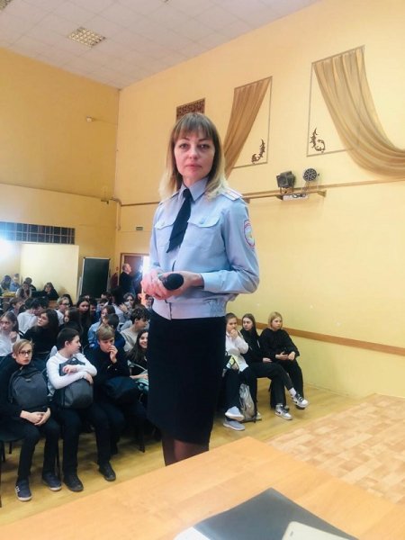 Полицейские провели беседу со школьниками в п. Красково